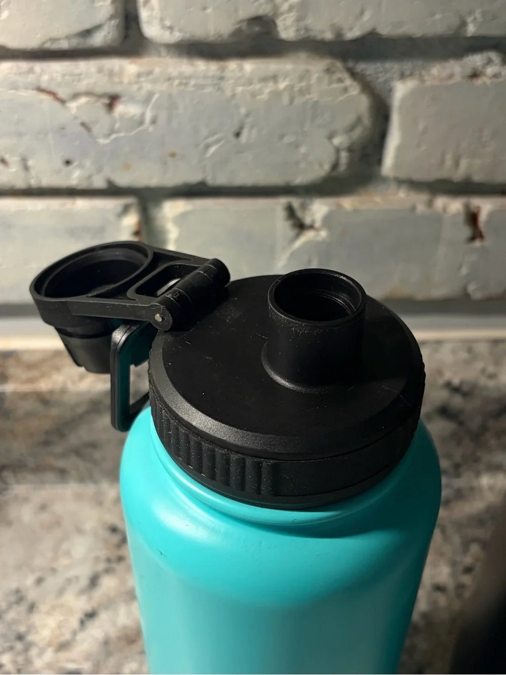 Set of 2 Insulated Water Bottles - Turquoise & Black